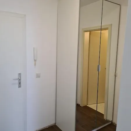 Garsoniera Zebra Apartment Brasov Exterior photo